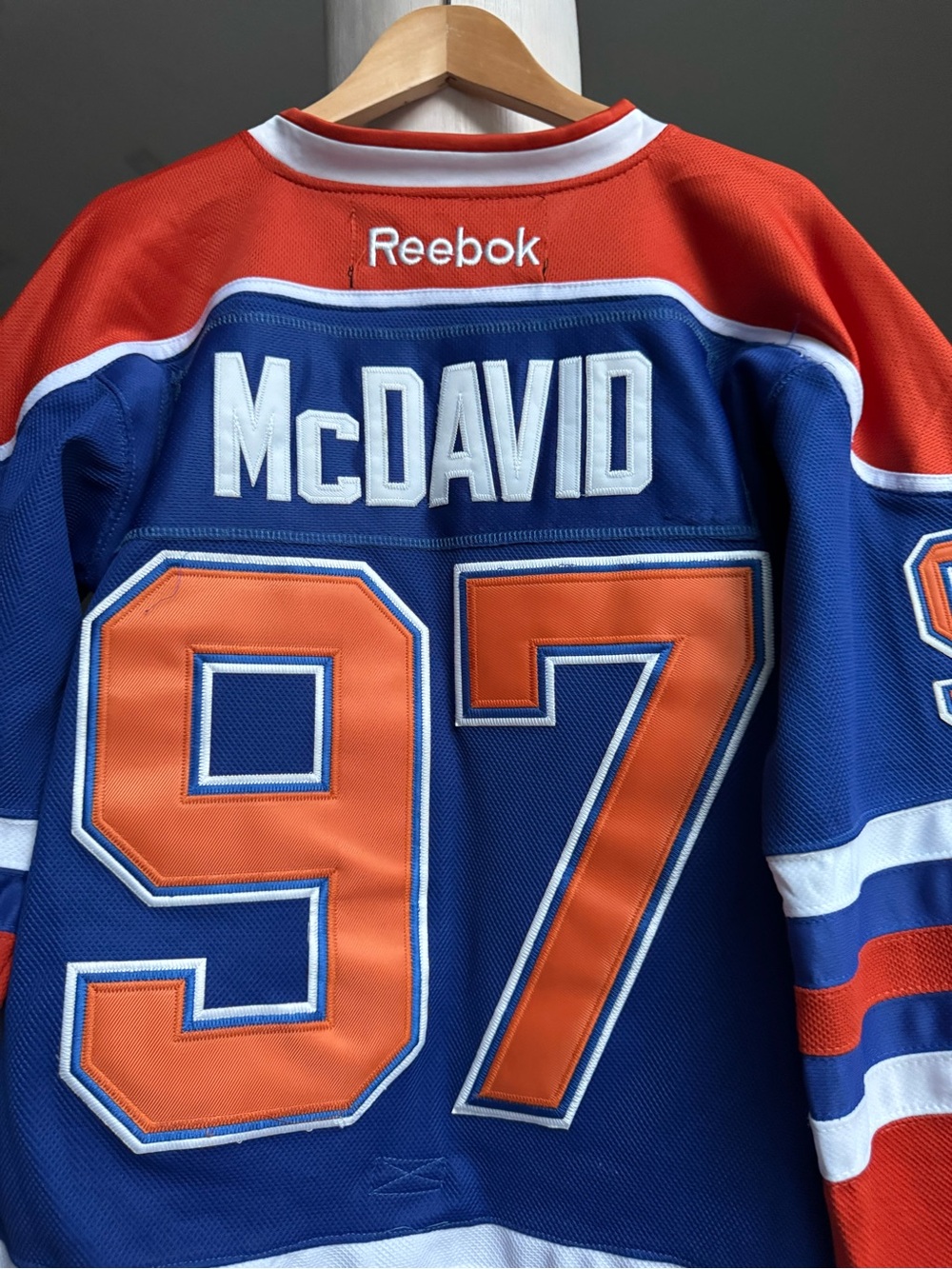 Reebok Edmonton Oilers Connor McDavid #97 NHL Hockey Jersey – Made in Canada – C - Picture 3 of 8
